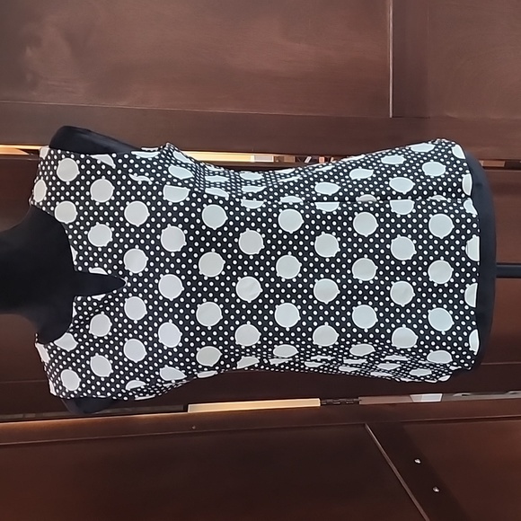 TALBOTS Petite Dancing Dots Cotton Blend Shell Size SP - Picture 1 of 5